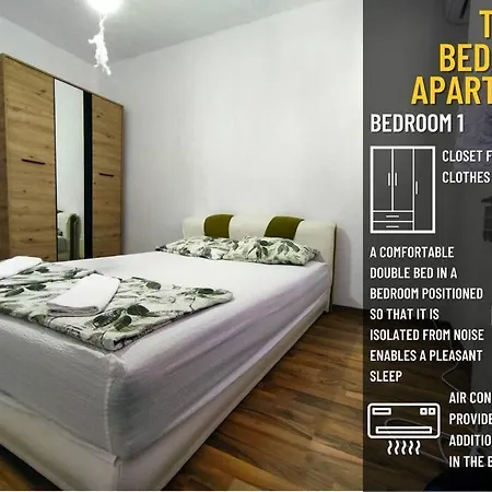 Διαμέρισμα Three Bedroom *